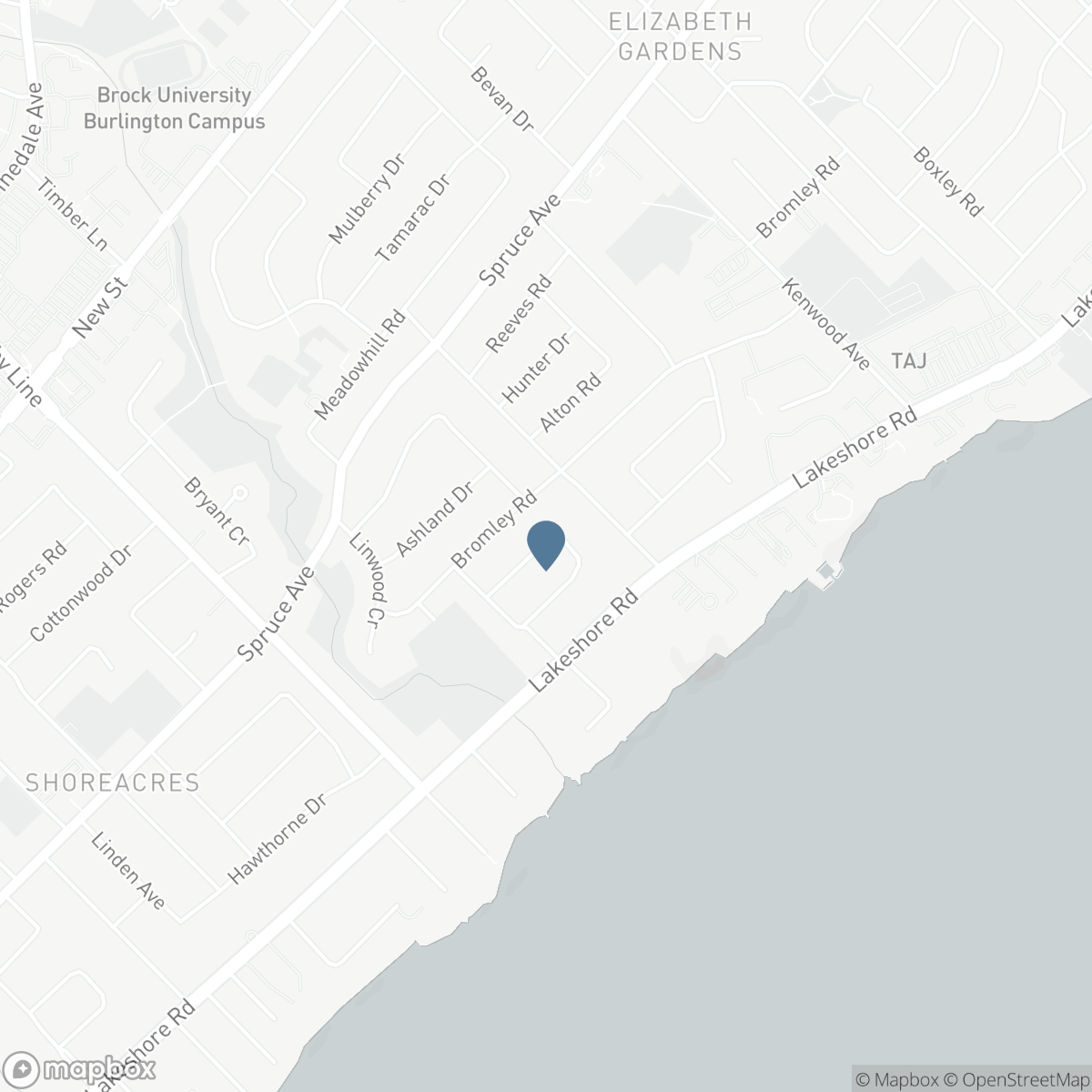 192 WALDONCROFT Crescent, Burlington, Ontario L7L 3A5